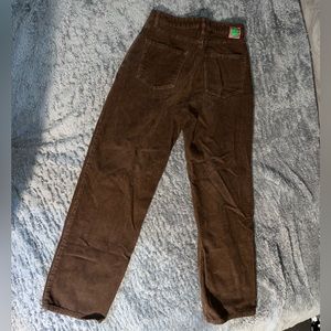 Women’s corduroy skate pants size 5 color brown